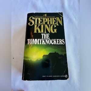 Stephen King The Tommyknockers Paperback Book First Signet Printing 1989